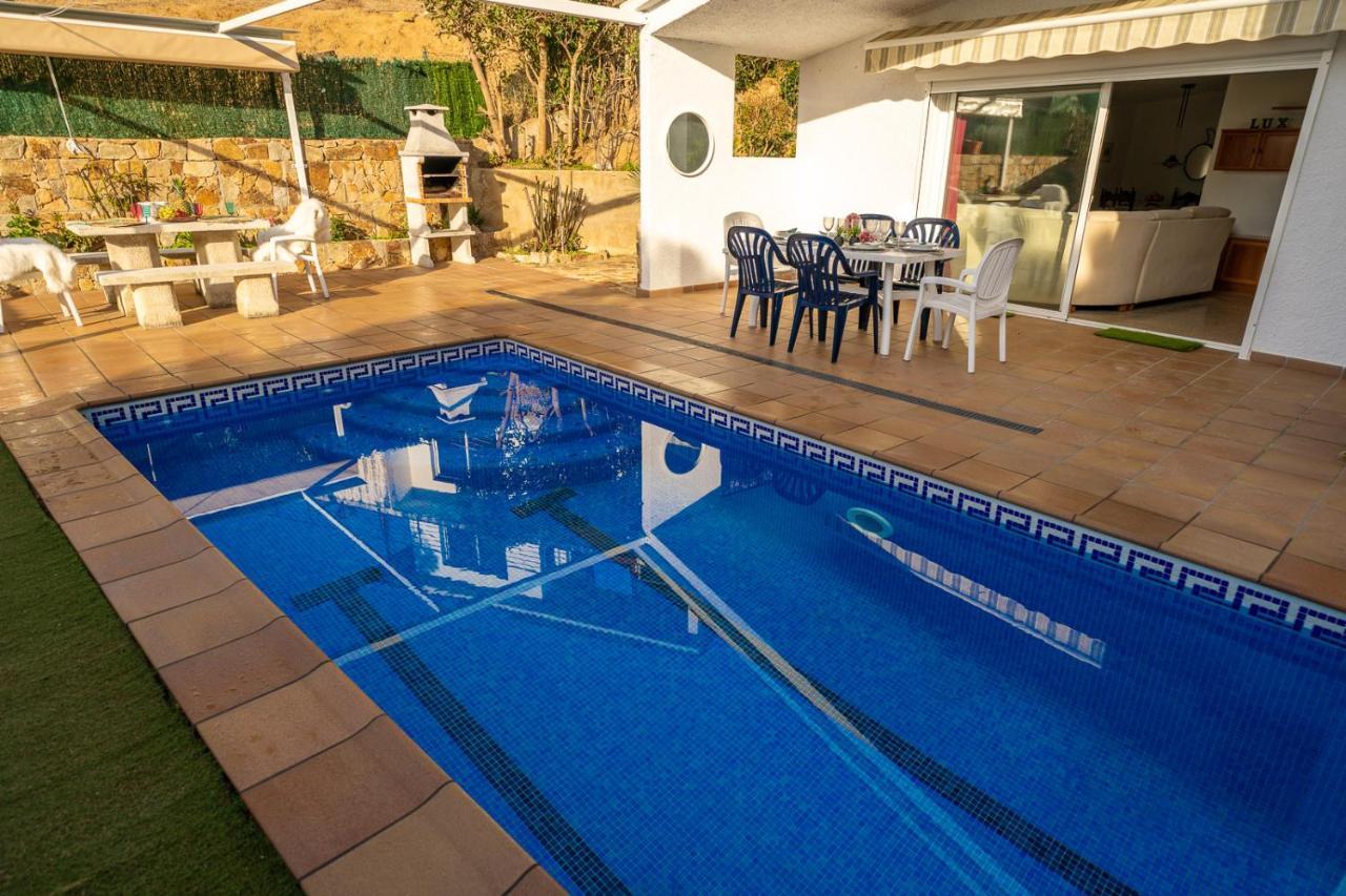 Villa Natura Lux, Piscina Privada Y Zona Exterior 滨海托萨 外观 照片